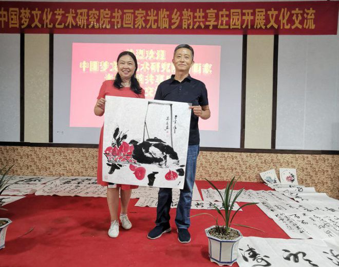 CQ9电子 CQ9传奇电子中国梦文化艺术研究院书画家莅临乡韵共享庄园开展文化交流活动(图7)