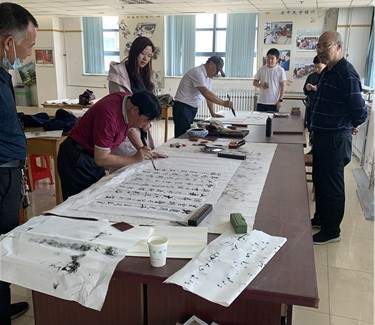 CQ9电子 CQ9传奇电子河北唐山爱心书法家赴迁安市开展文化艺术交流活动(图2)