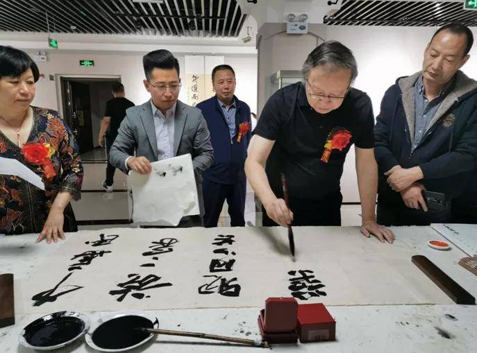 济宁市政协组织书法家赴内蒙古开展文化艺术交流活动CQ9电子 CQ9传奇电子(图2)