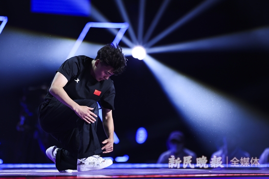 CQ9电子 CQ9传奇电子新亚运·独家丨中国霹雳舞第一人是这样练成的(图8)