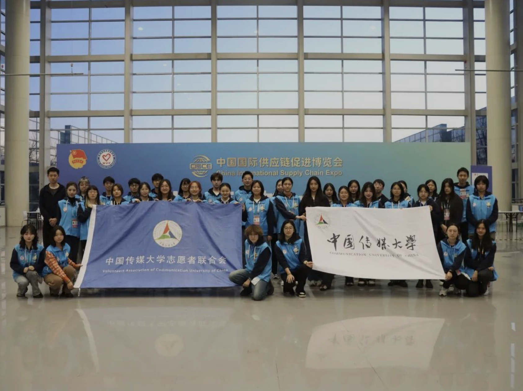 学雷锋志愿行｜中CQ9电子 CQ9传奇电子国传媒大学志愿者用奋斗书写青春(图7)