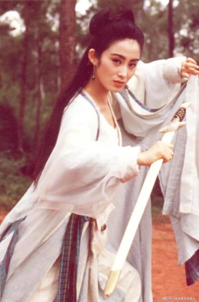 性感女神张敏：情途坎坷45岁嫁内地小丈夫婚姻幸福却有遗憾CQ9电子 CQ9传奇电子(图7)