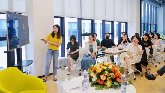 CQ9电子 CQ9传奇电子西安欧亚学院新文化研究院揭牌！“新文化×新视角”主题沙龙惊喜开幕(图13)