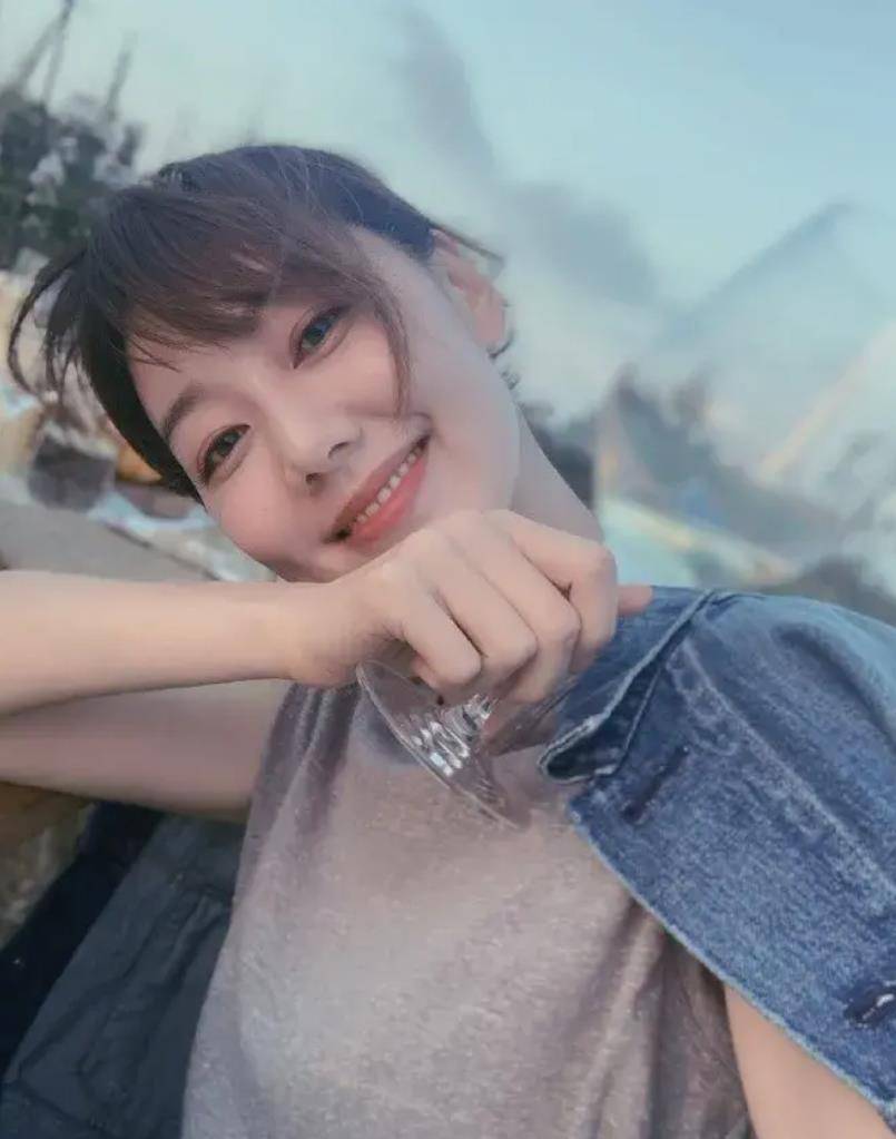 被父母催婚15年貌美如花的主持人王冠为何40岁依旧单身？CQ9电子 CQ9传奇电子(图9)