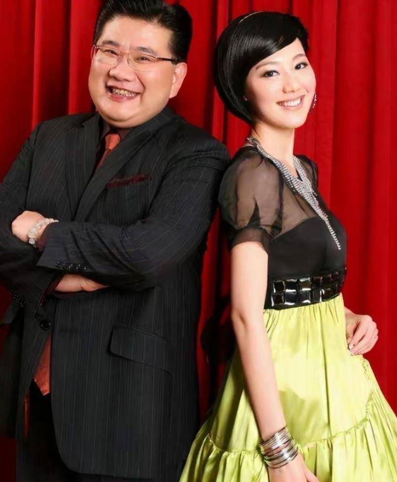 被父母催婚15年貌美如花的主持人王冠为何40岁依旧单身？CQ9电子 CQ9传奇电子(图13)