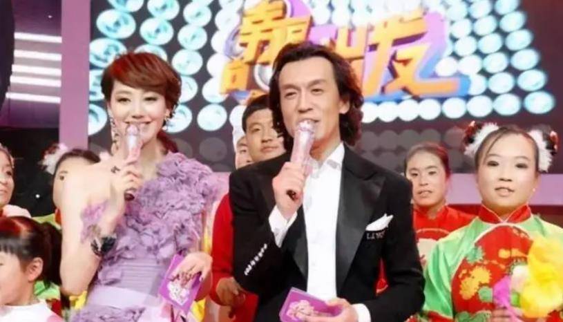 被父母催婚15年貌美如花的主持人王冠为何40岁依旧单身？CQ9电子 CQ9传奇电子(图20)