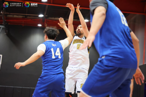 CQ9电子 CQ9传奇电子影人篮球盛宴：3X3表演赛燃情启幕绿藤篮球队勇夺总决赛桂冠(图4)